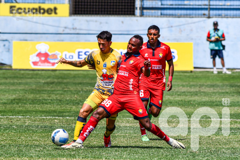 Delfín se deja igualar 1-1 por El Nacional