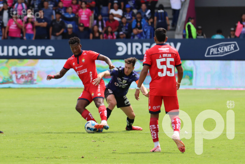 IDV líquida 2-0 a El Nacional