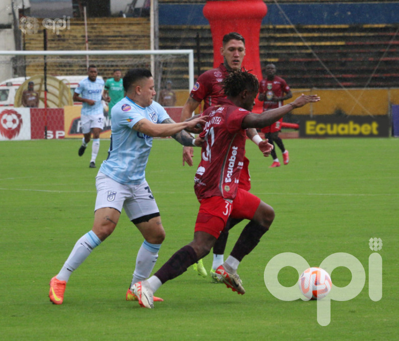 El Trencito y el Ponchito marcan tablas