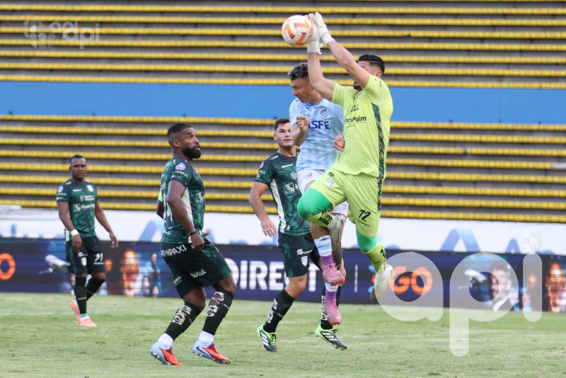 U. Católica marca tablas 0-0 con Orense