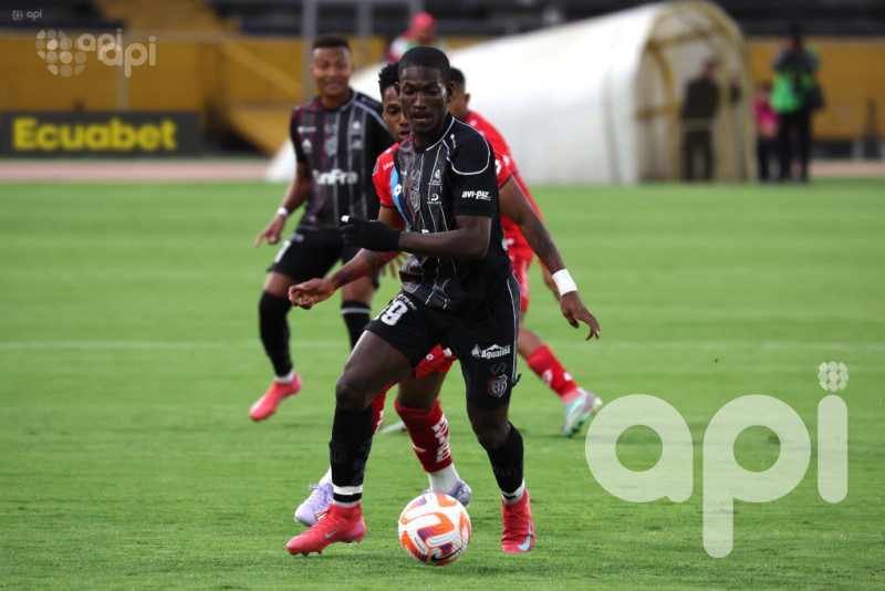 El Nacional marca 0-0 con Técnico Universitario