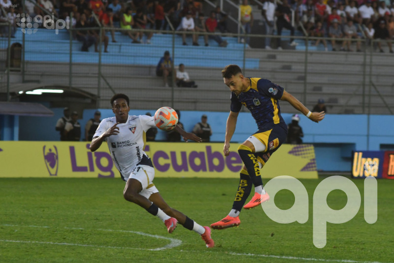 La U más cerca de los punteros