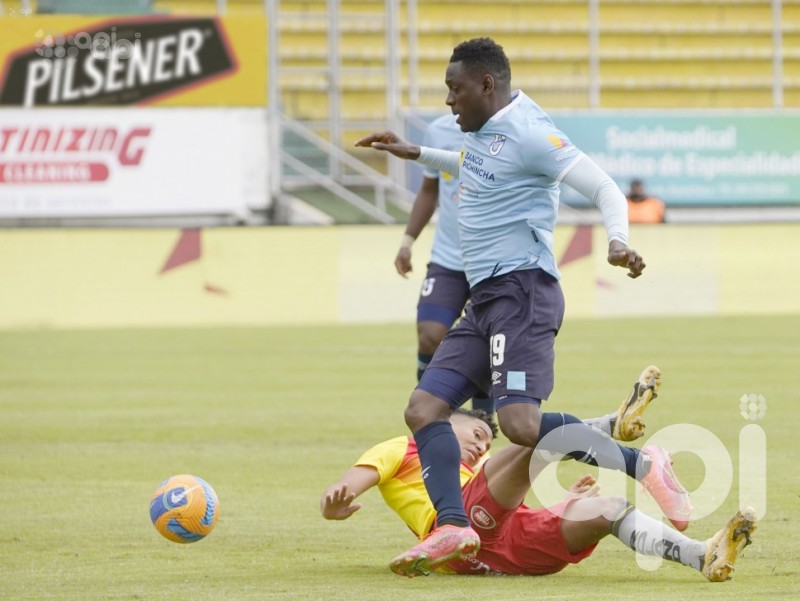 Aucas doblega 3-2 a Universidad Católica en Chillogallo