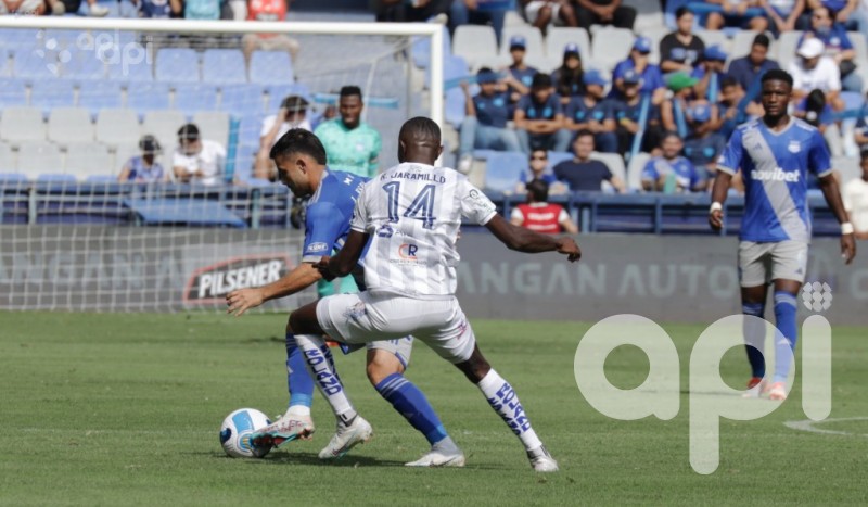 Delfín electrocuta 1-0 a Emelec