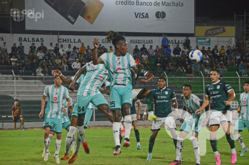 Orense se salva con autogol 1-0 ante Cumbayá