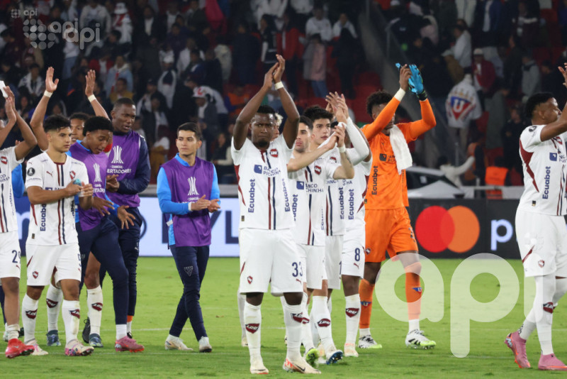 La U naufraga en Sao Paulo