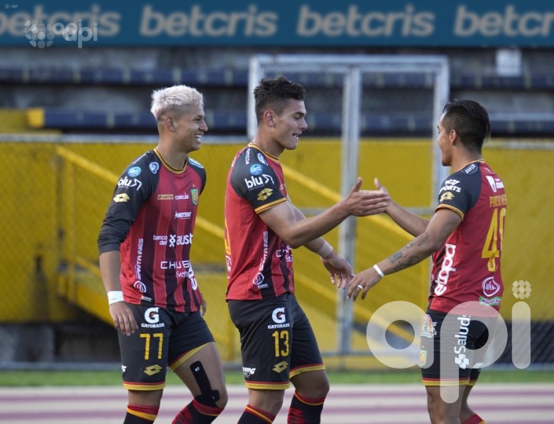El Cuenca somete 2-0 a la Chatoleí