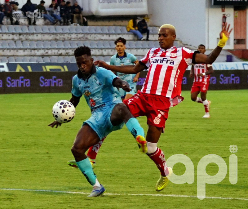 El Rodillo canta victoria en el cuarto episodio