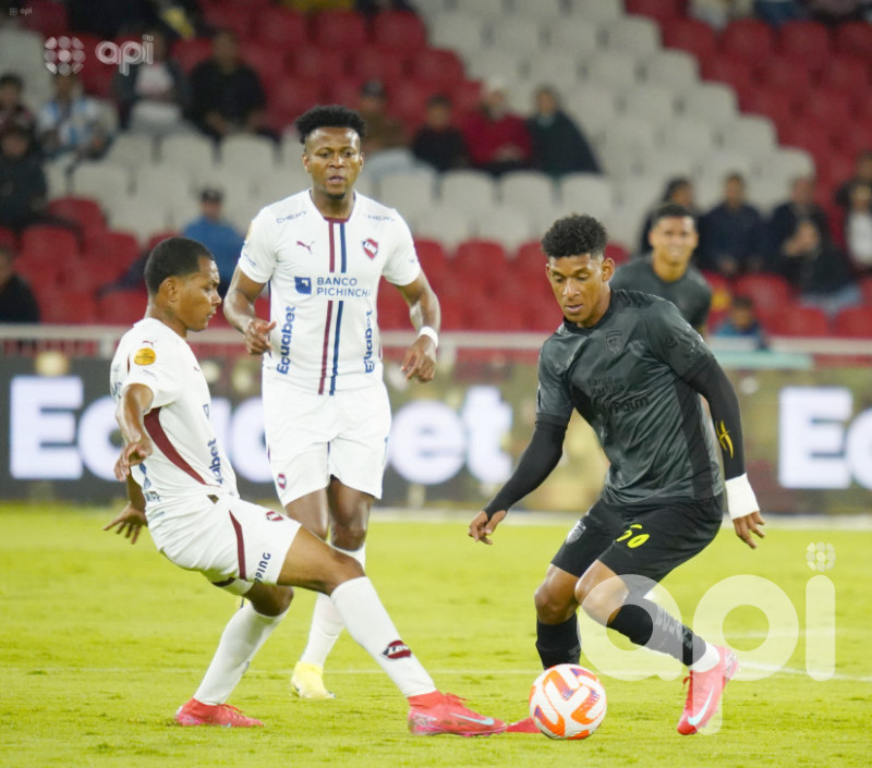 El albo escolta de lejos a IDV