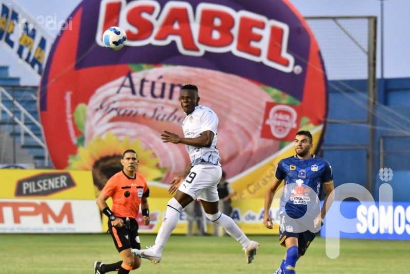 Delfín y Liga de Quito marcan 0-0 en Manta