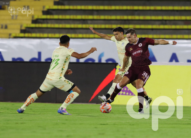 Orense se toma 1-0 a Vinotinto