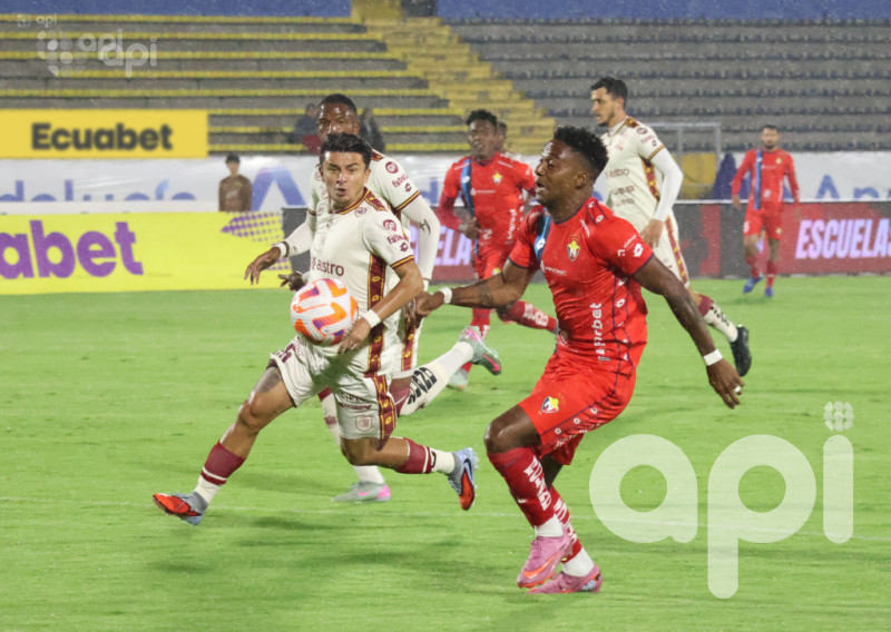 Dep. Cuenca destruye 2-0 a El Nacional