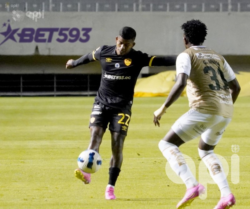 Aucas pasa 2-0 a Orense
