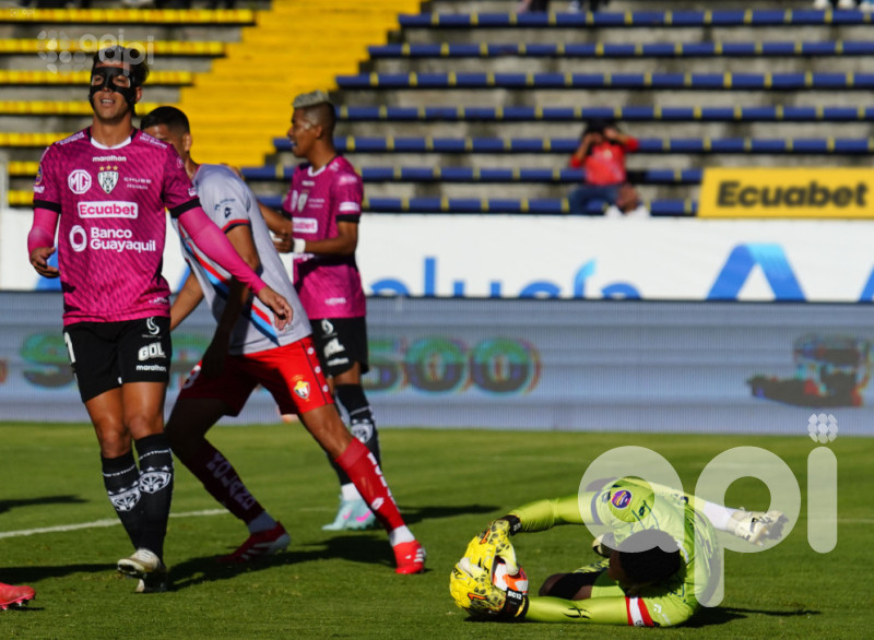 IDV impacta 3-1 a El Nacional en el Atahualpa