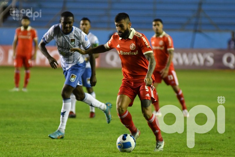 Súper 9 salva un empate ante Internacional en la Sudamericana