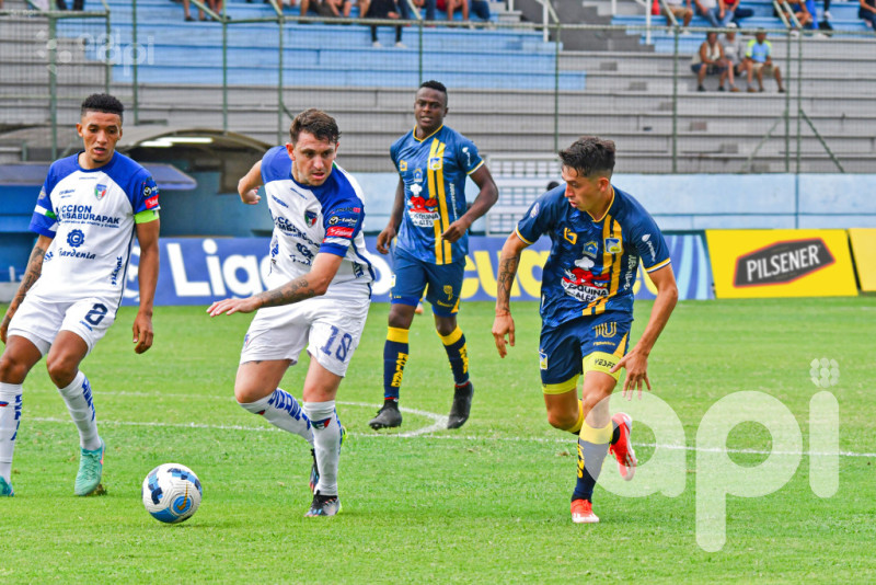 Delfín se deja igualar 1-1 con Imbabura