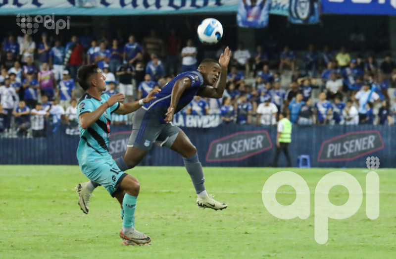 Emelec se deshace 2-0 de Cumbayá