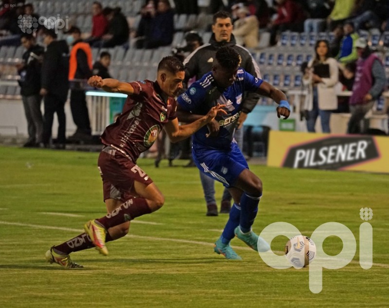 Mushuc Runa y Emelec se autoliquidan con un 0-0