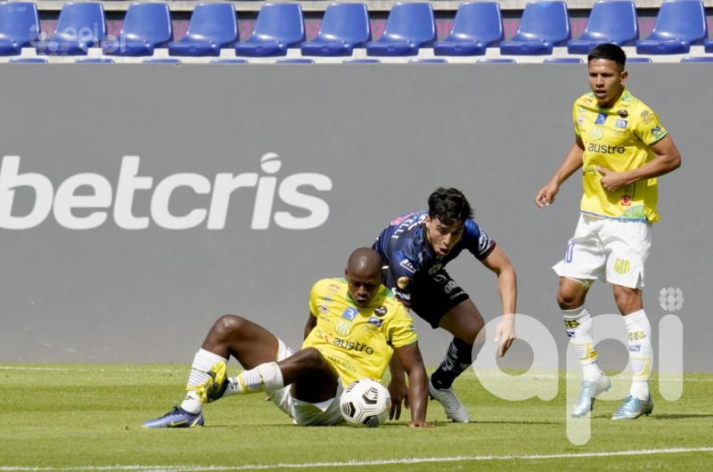 Independiente se impone 2-0 a Gualaceo