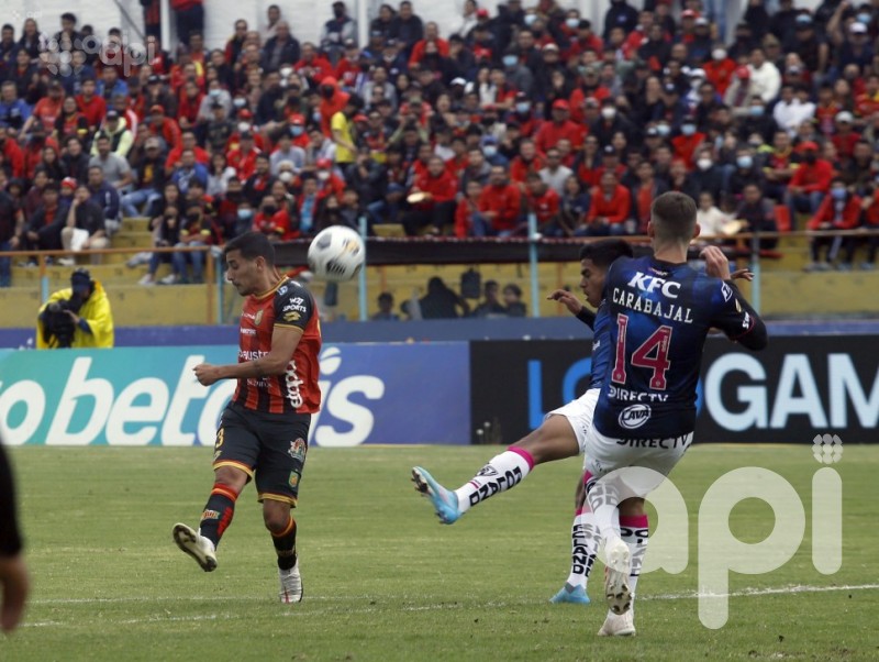 Deportivo Cuenca frena 2-1 a Independiente