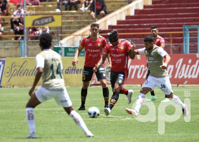 D. Cuenca pasa 1-0 a Orense