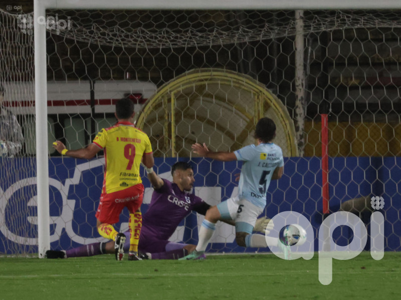 Chatoleí, a Sudamericana para lamento de Papá