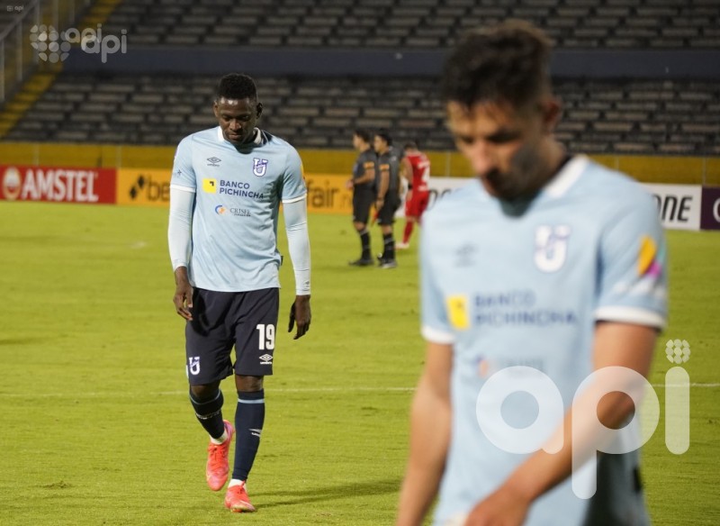 Santos supera 3-2 a U. Católica en Brasil por la Sudamericana