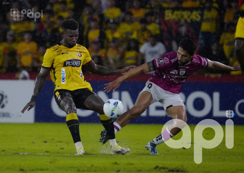 Barcelona atormenta 1-0 a IDV