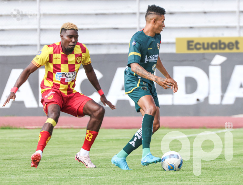Aucas manda 2-1 a Imbabura hacia la B