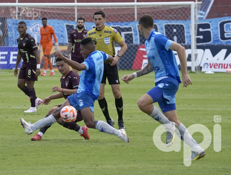 Liga de Quito pasa 1-0 a Macará en Ambato