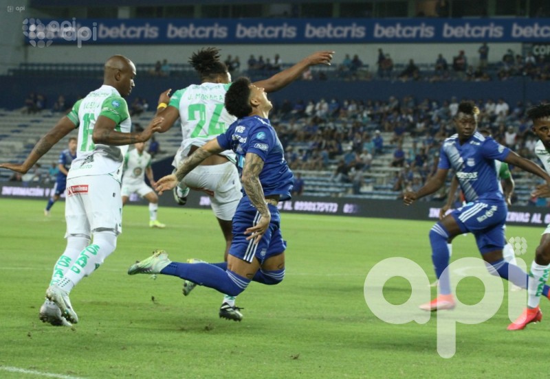Triunfo azul a puro penal