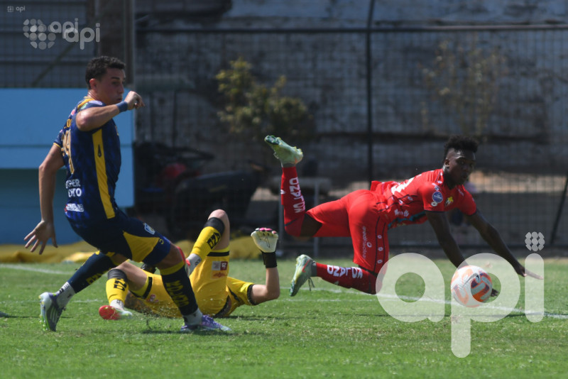 Delfín salva 2-2 ante El Nacional