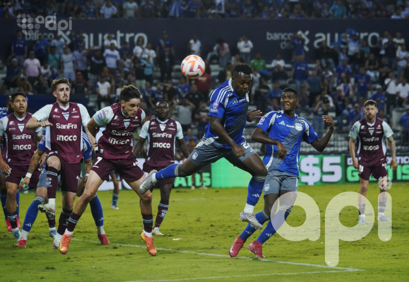Macará desenchufa 2-0 a Emelec