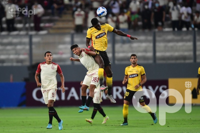 Barcelona avanza a tercera fase de Libertadores al vencer a Universitario (3-0, en el global)