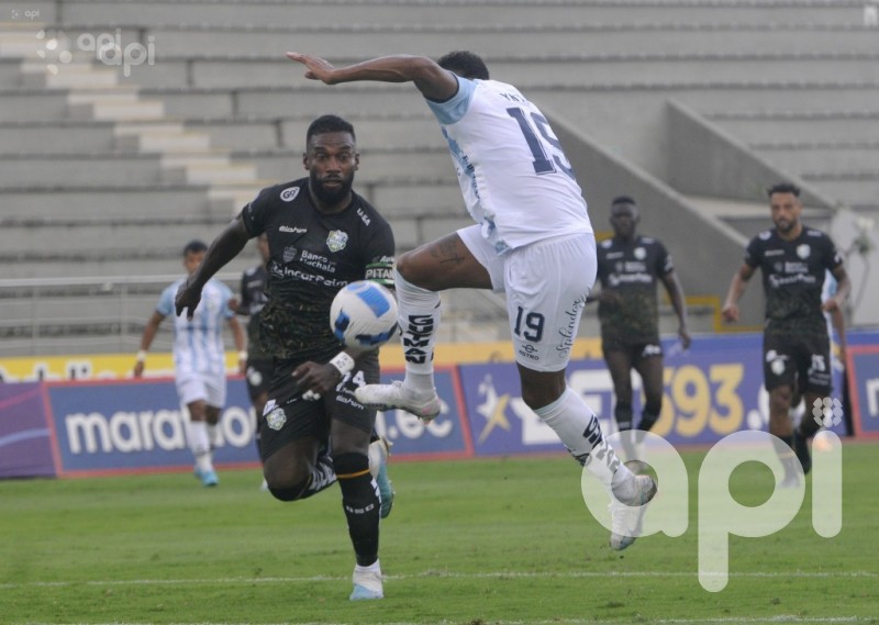 El City suma tres y presiona a Emelec