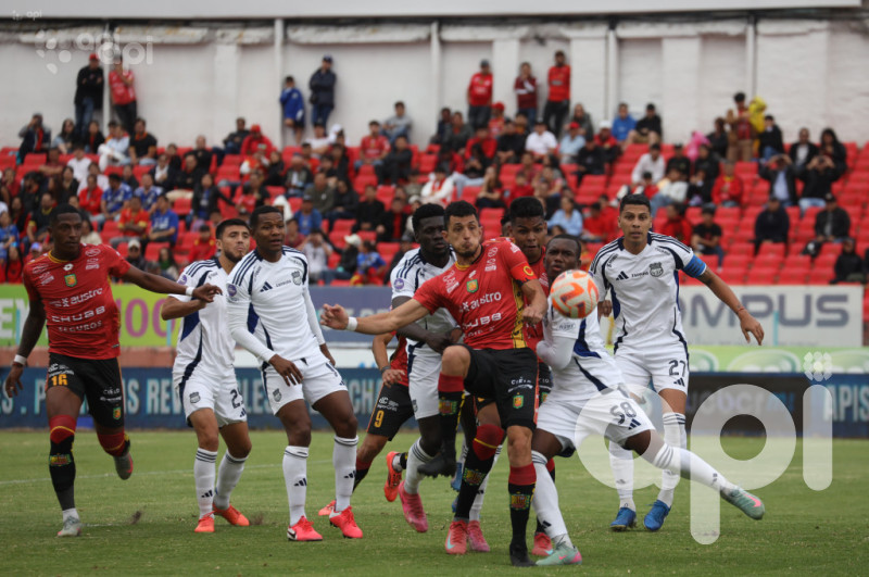 Dep. Cuenca a Sudamericana al golear 5-1 a Emelec