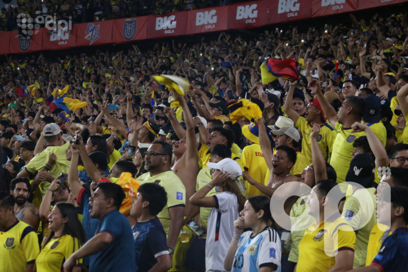 La Tricolor mejora imagen, pero iguala al final
