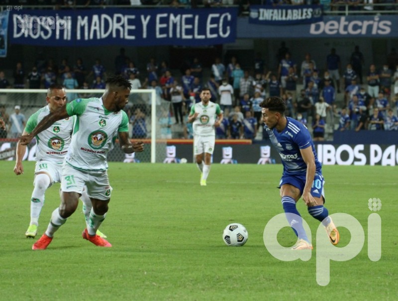 Emelec aplasta 4-0 a Mushuc Runa en Guayaquil