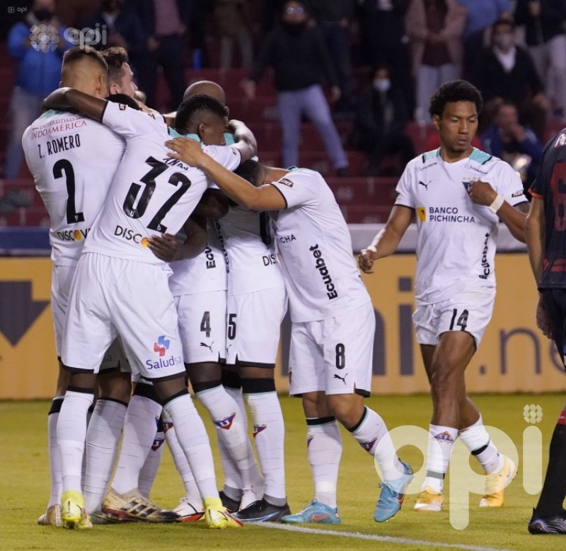 Liga repite triunfo de visita en Sudamericana