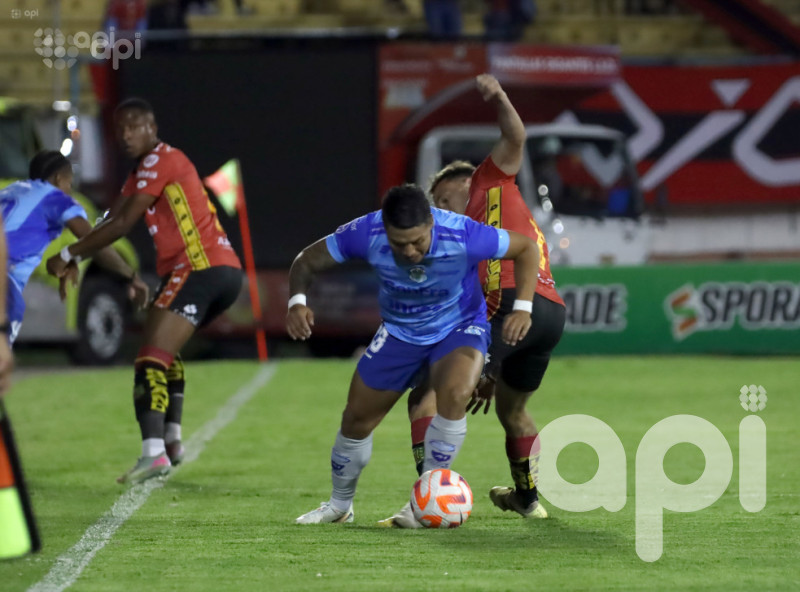 Macará impacta 2-0 en casa del D. Cuenca