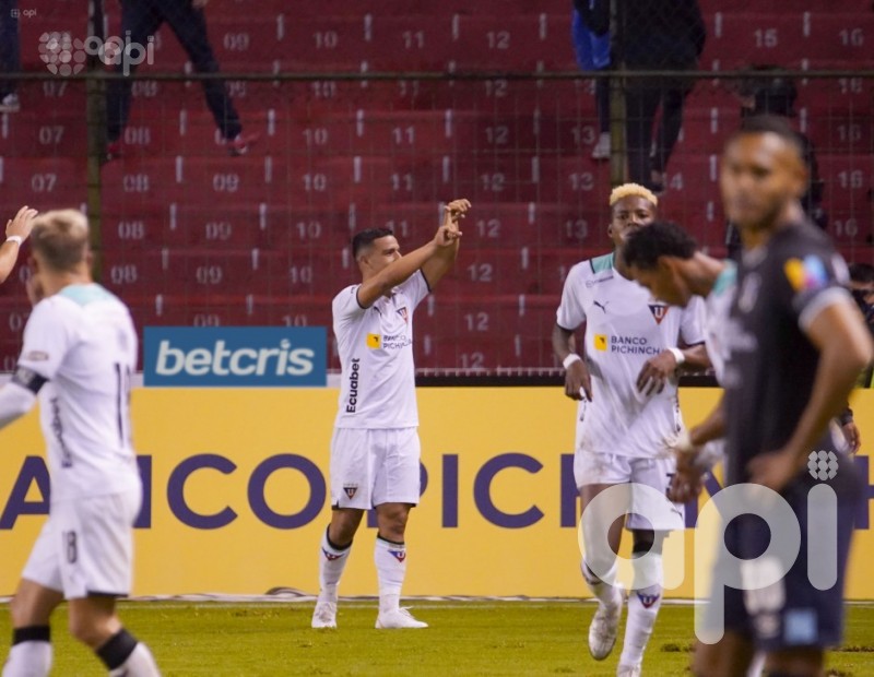 La U lo da vuelta y se adjudica el clásico