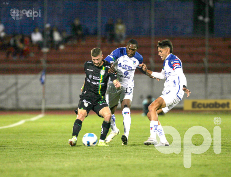 Orense apaga 1-0 a Imbabura en Ibarra