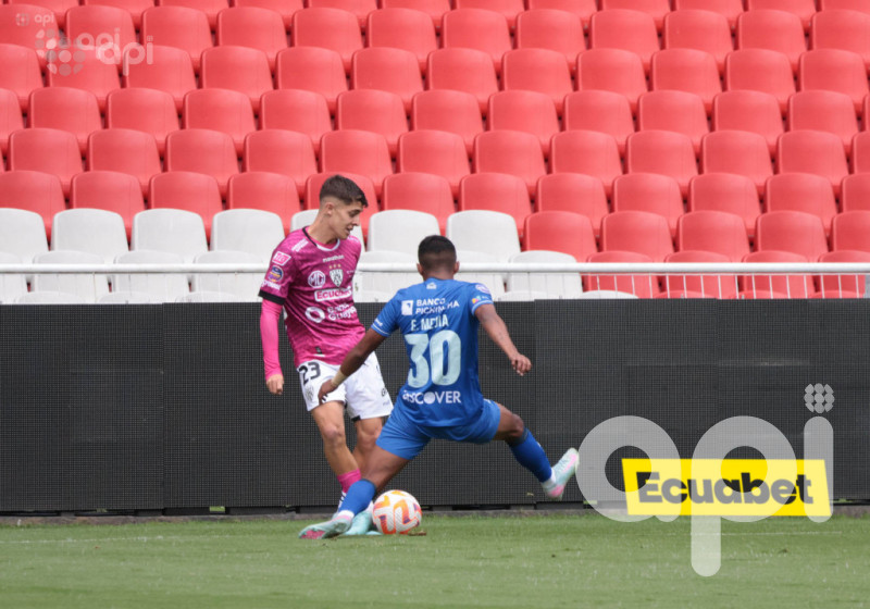 IDV se despega en la punta