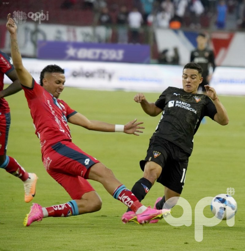 Liga marca 0-0 con El Nacional