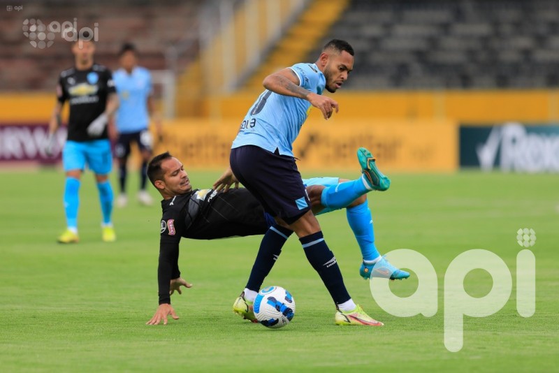U. Católica elimina a Bolívar y pasa a tercera fase de Libertadores