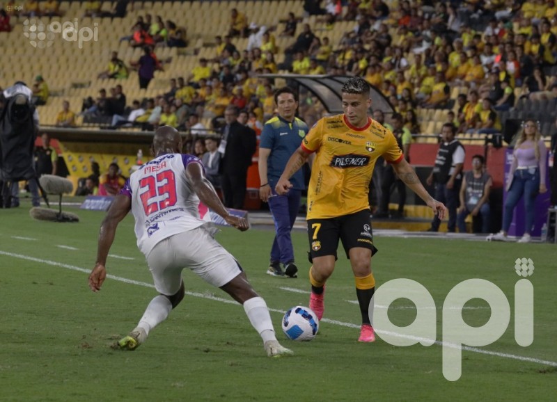 El ídolo al fin doblega al Súper Guala