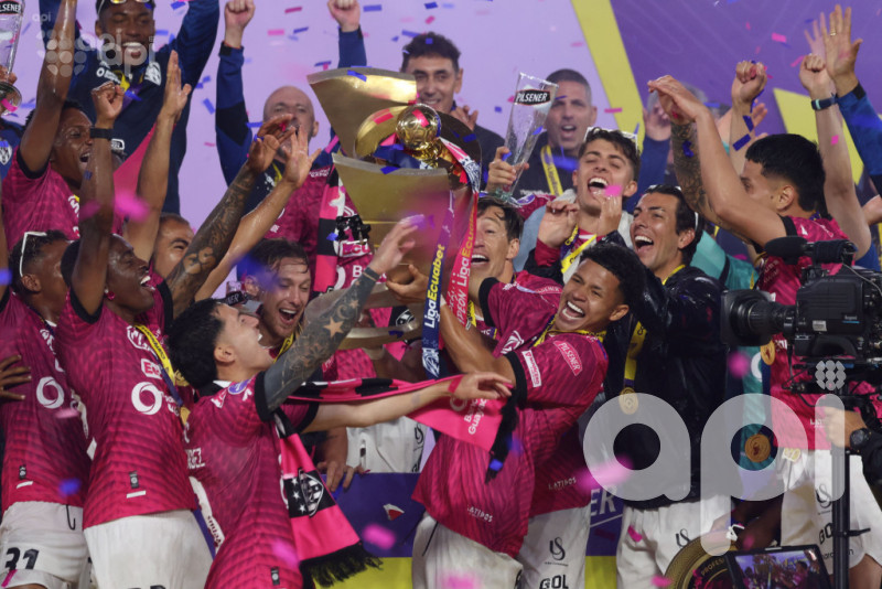 Del Valle celebra segundo título nacional