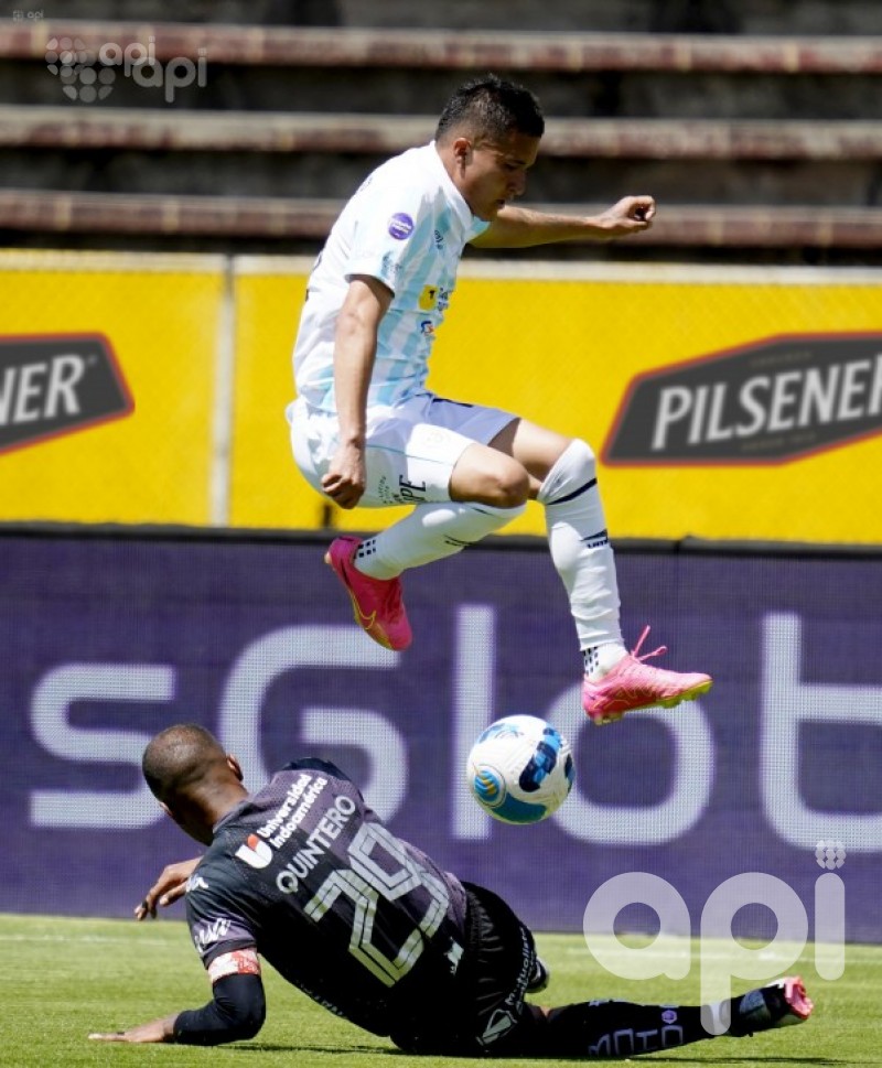 U. Católica y Técnico U. se congelan en cero