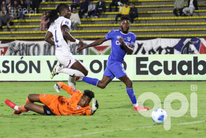 U. Católica campeón al ganar 3-2 a Liga