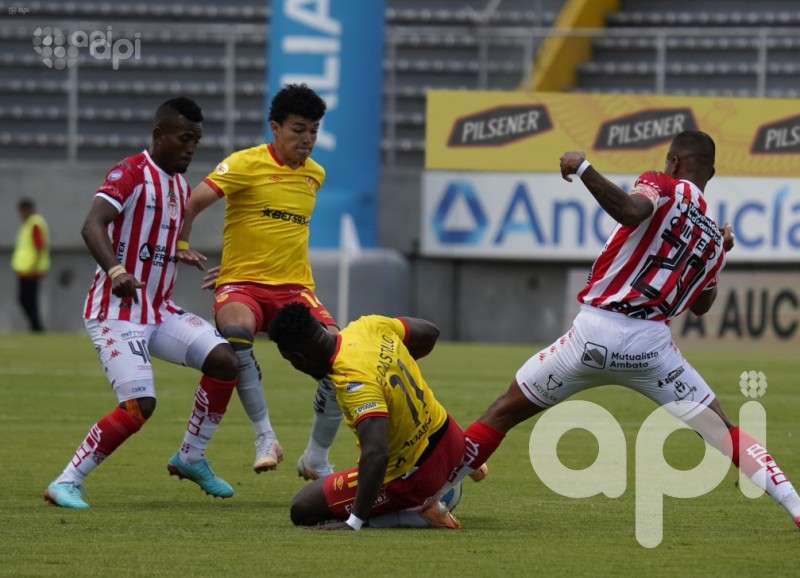 El Rodillo aprieta y Papá se relega